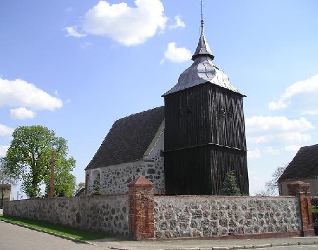 Kirche Klein-Schlatikow